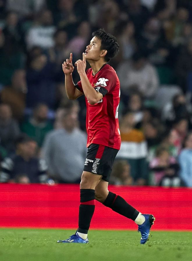 九游娱乐-加时末段武汉三镇调整名单：西甲节点到来；赛场秩序良好；轮换策略成焦点(日本德川家族现状如何)