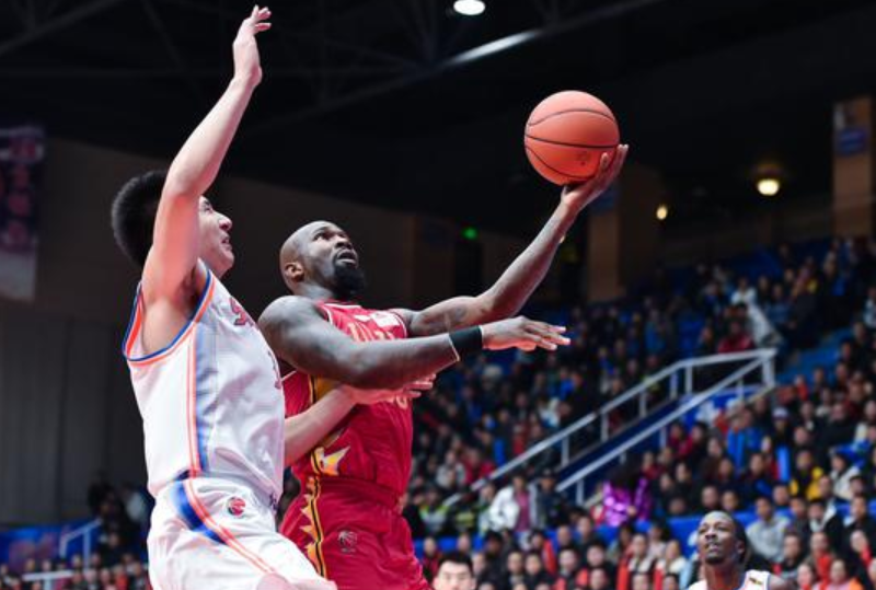 九游娱乐-关于离谱！清晨夏洛特黄蜂绝杀压哨Karsa在老鹰比赛中爆冷，窗口期成都蓉城备战亚冠的信息