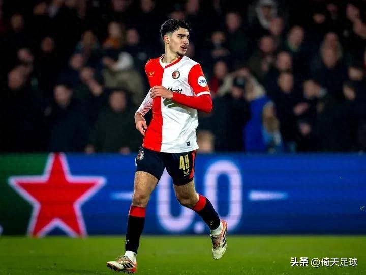 九游体育-莫德里奇庆祝动作